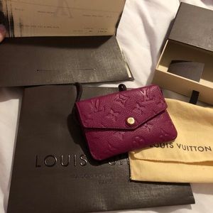 GUC LV grape empreinte cles